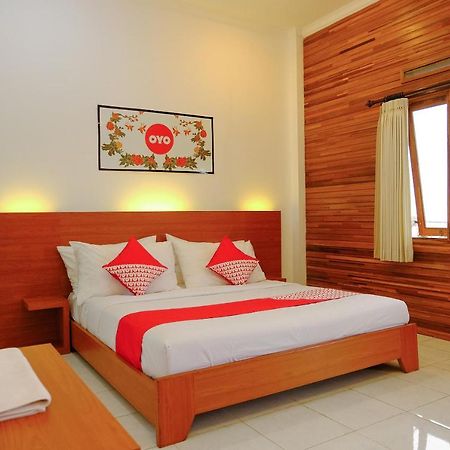 מאלאנג Oyo 446 Hotel Kawi Surapatha מראה חיצוני תמונה