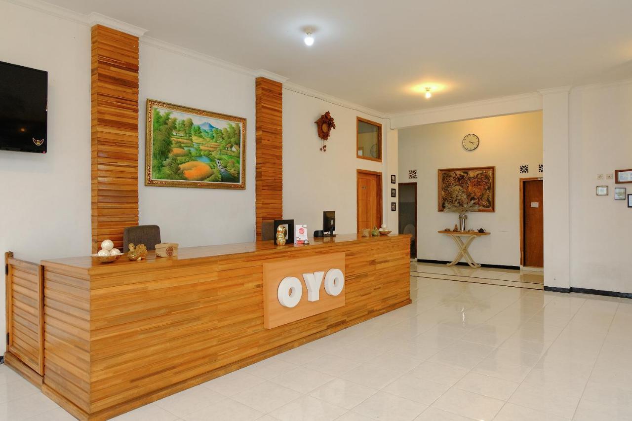 מאלאנג Oyo 446 Hotel Kawi Surapatha מראה חיצוני תמונה