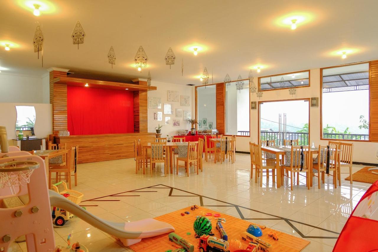 מאלאנג Oyo 446 Hotel Kawi Surapatha מראה חיצוני תמונה