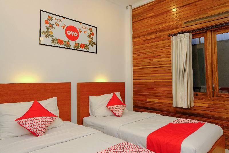 מאלאנג Oyo 446 Hotel Kawi Surapatha מראה חיצוני תמונה